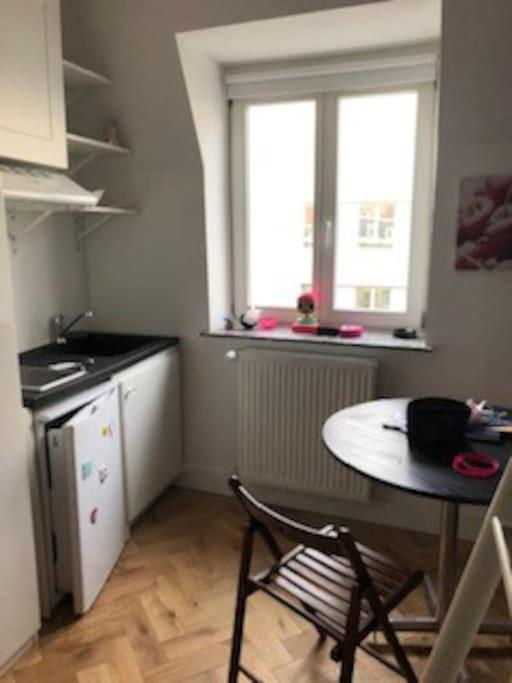 Apartamento In Maison De Metre In Etterbeek *