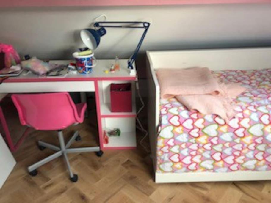 In Maison De Metre In Etterbeek *